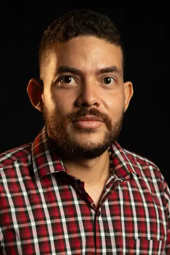 Fotografía de Diego Arturo Segura Bermúdez, docente de Matemáticas · Proyecto de Vida
